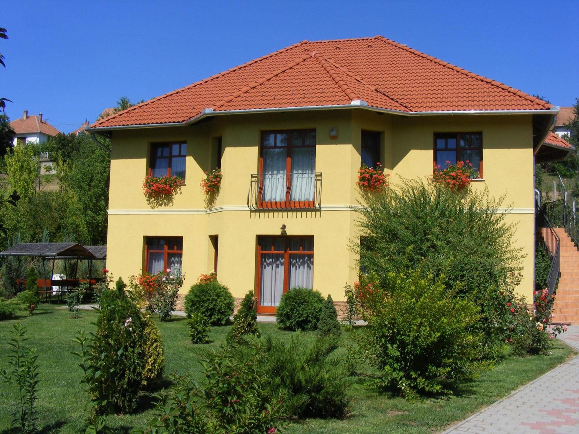 Voelgy Apartman Eger Exterior photo