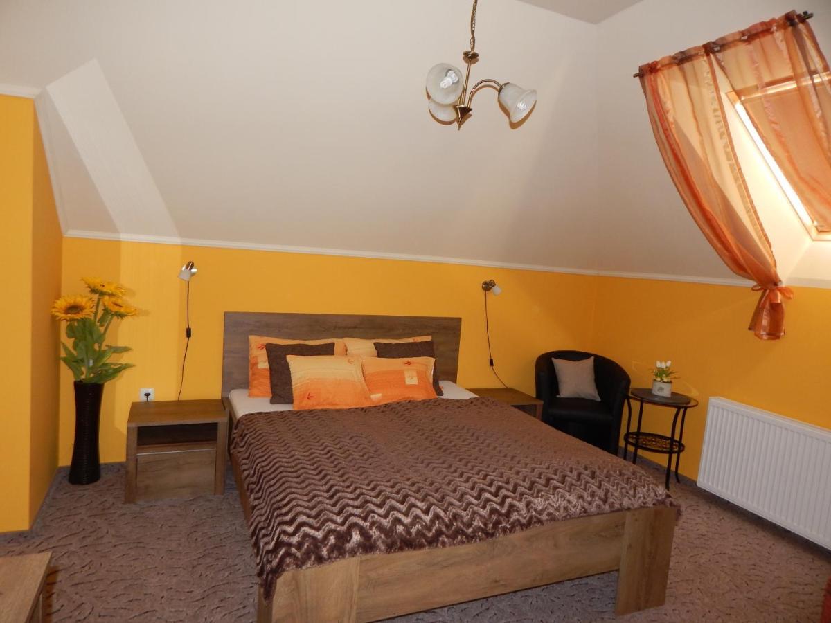 Voelgy Apartman Eger Exterior photo